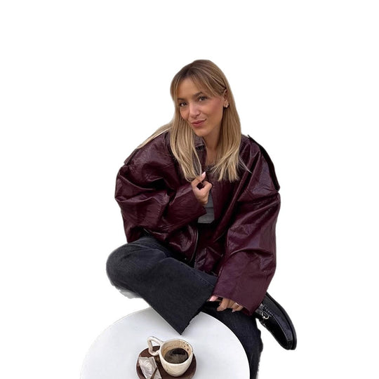 Damen Kurzblouson in glänzender Lackoptik mit Boxy‑Silhouette und überschnittenen Schultern Nord Taschen