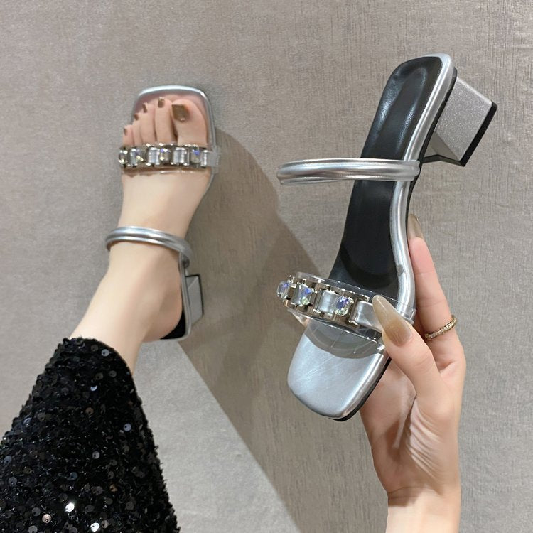 Damen elegante Mules mit gekreuzten Riemen und Blockabsatz