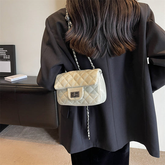 Damen Mini-Handtasche mit gepolstertem Design und elegantem Kettenriemen Nord Taschen