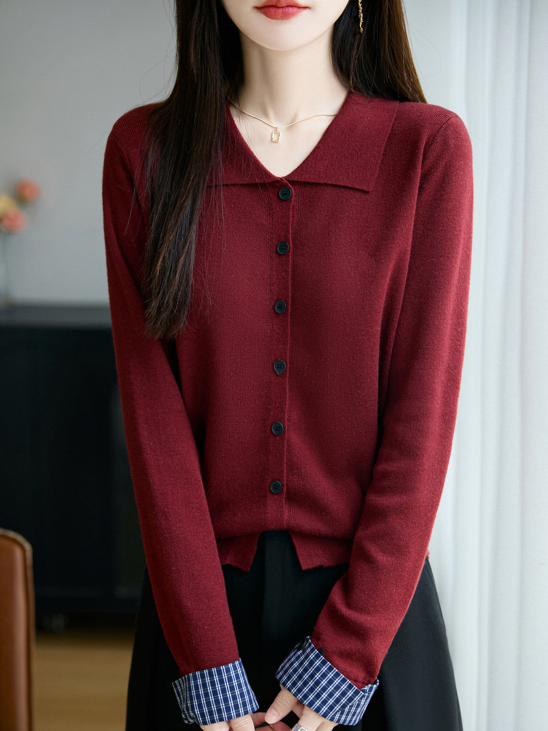 Damen Leichter Feinstrick-Cardigan mit breitem Hemdkragen und Frontknopfleiste Nord Taschen
