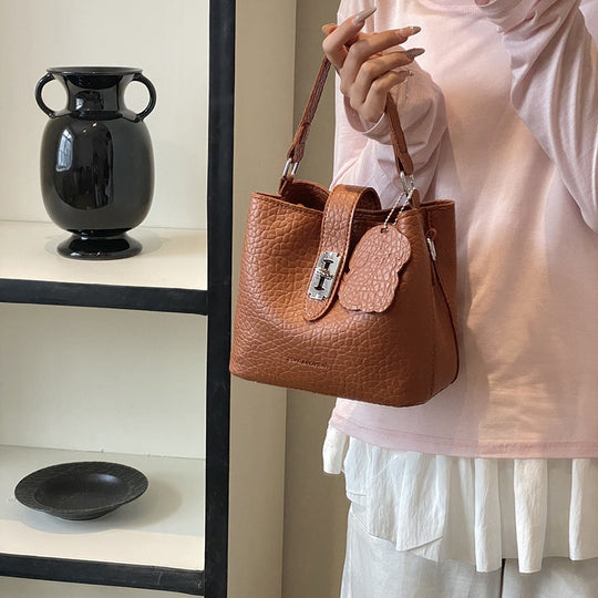 Damen Handtasche aus edlem Kunstleder mit strukturiertem Mehrzweck-Design Nord Taschen