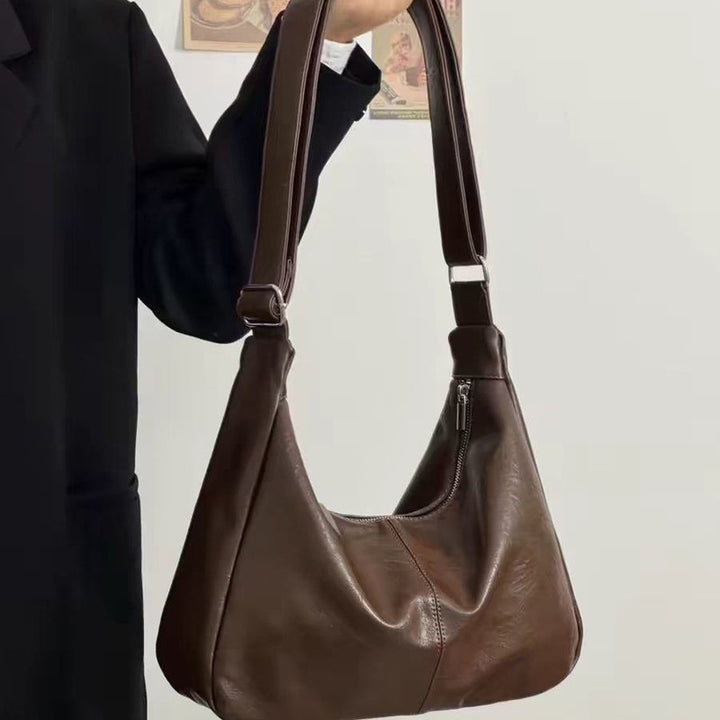 Damen Hobo-Tasche mit glänzender Oberfläche und elegantem Design Nord Taschen