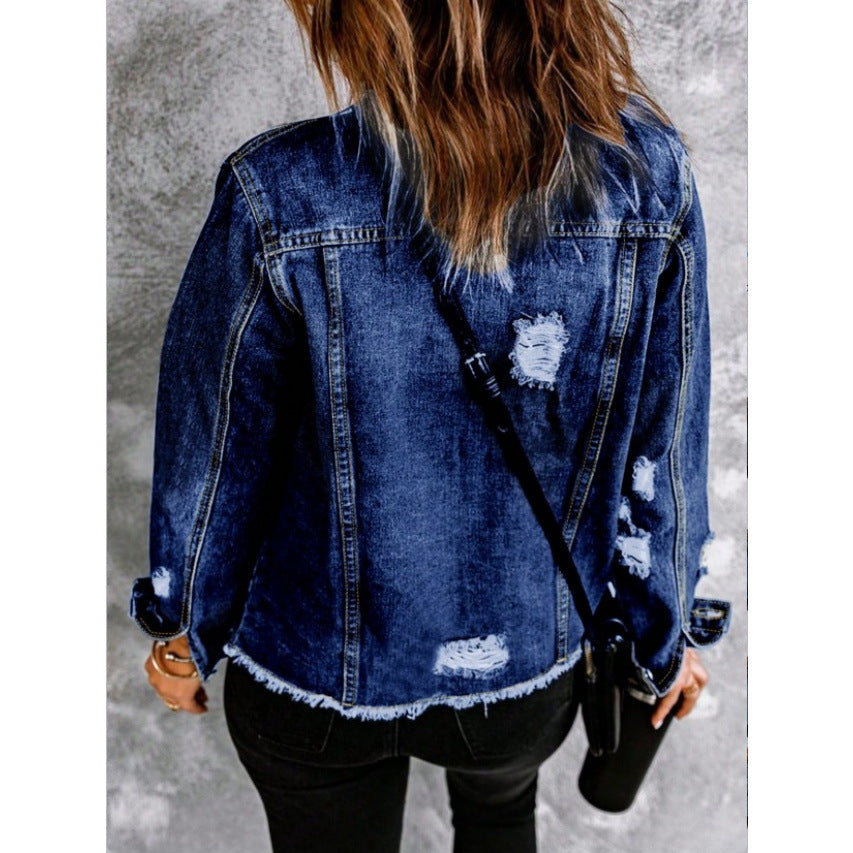 Damen Taillierte Jeansjacke mit Destroyed-Akzenten, aufgesetzten Pattentaschen und sichtbarer Steppnaht Nord Taschen