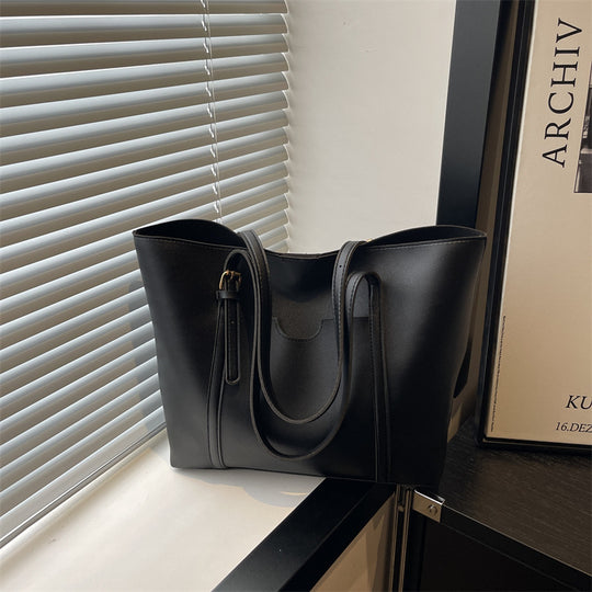 Damen Tote-Bag aus strukturiertem Kunstleder mit stilvollem Detail Nord Taschen