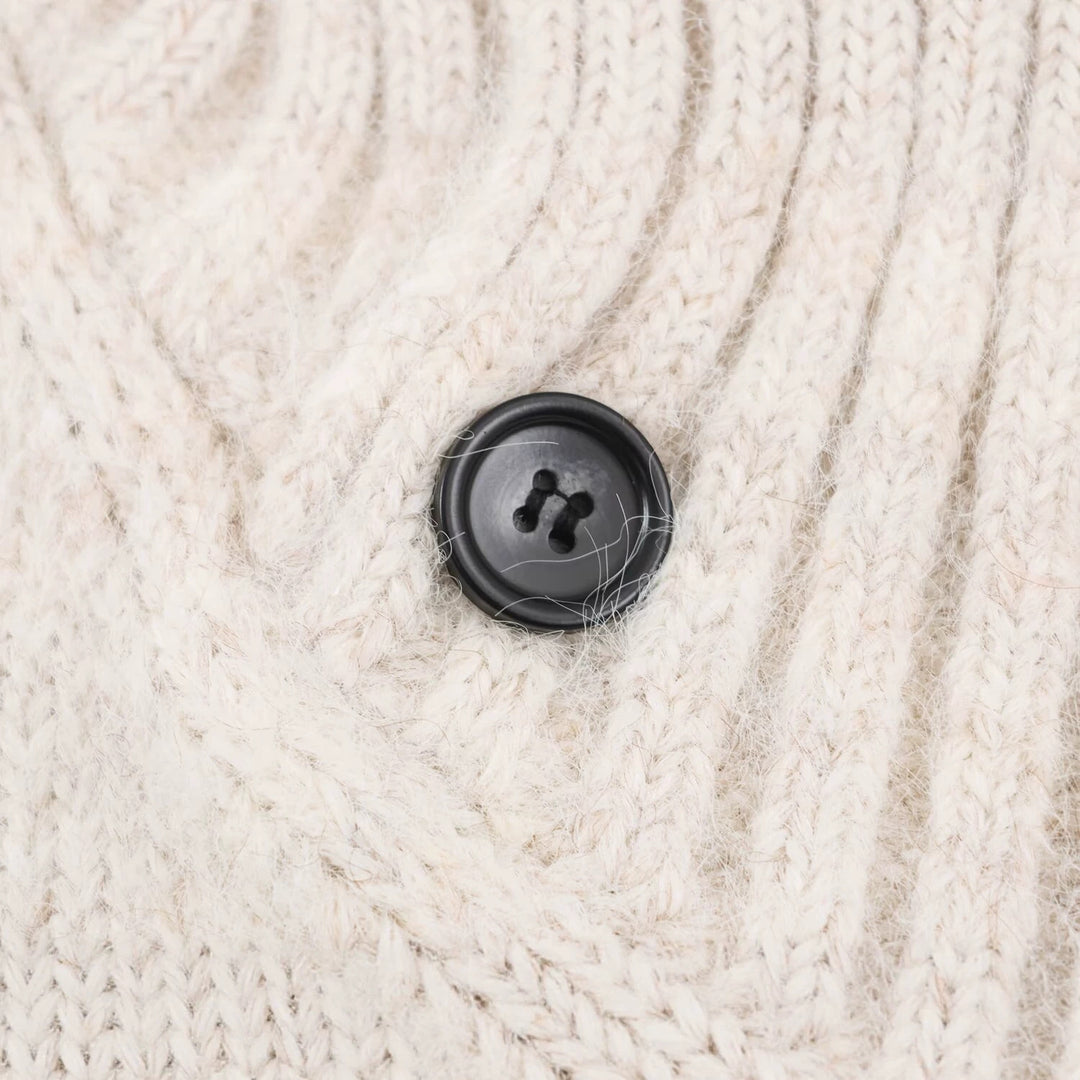 Damen Oversized Strickpullover mit hohem Rippkragen, Knopfdetail und V‑Ausschnitt Nord Taschen