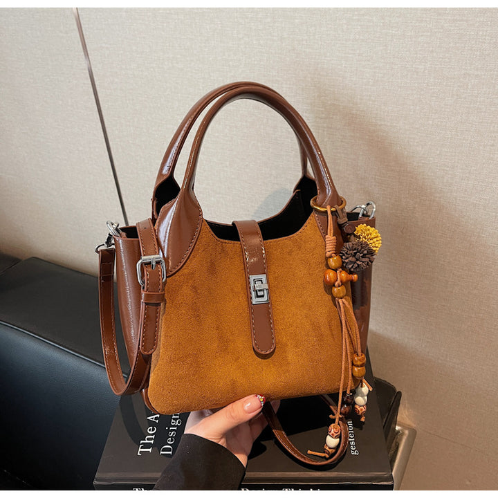 Damen modische Schultertasche mit einzigartigen Lederakzenten Nord Taschen