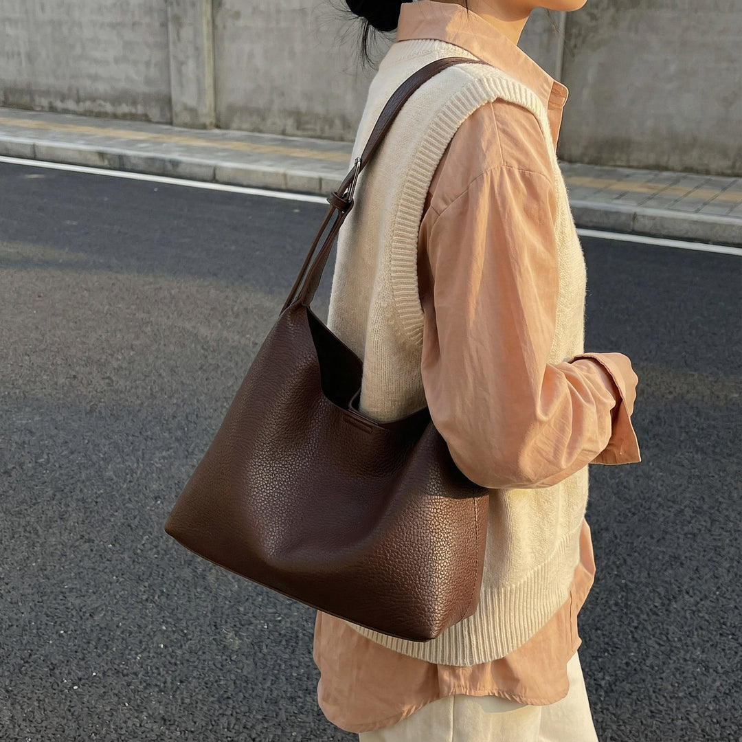 Damen Hobo-Tasche aus geschmeidigem Kunstleder mit elegantem Design Nord Taschen