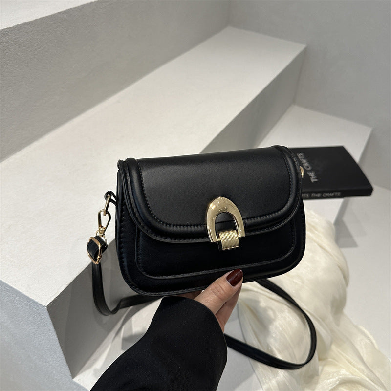 Damen Umhängetasche im strukturierten Design mit elegantem Verschluss Nord Taschen
