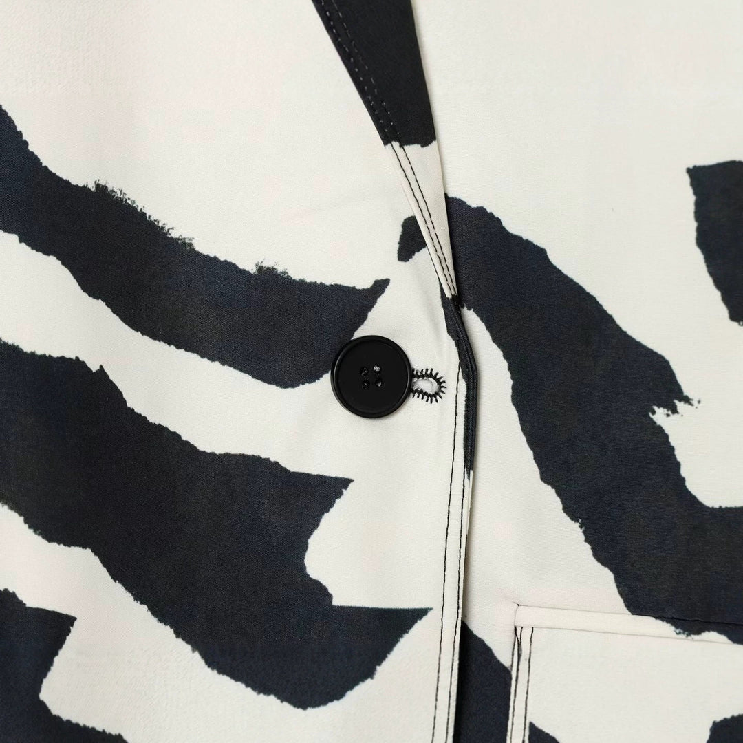 Damen Oversize-Blazer im Zebra-Print mit Reverskragen und Pattentaschen Nord Taschen