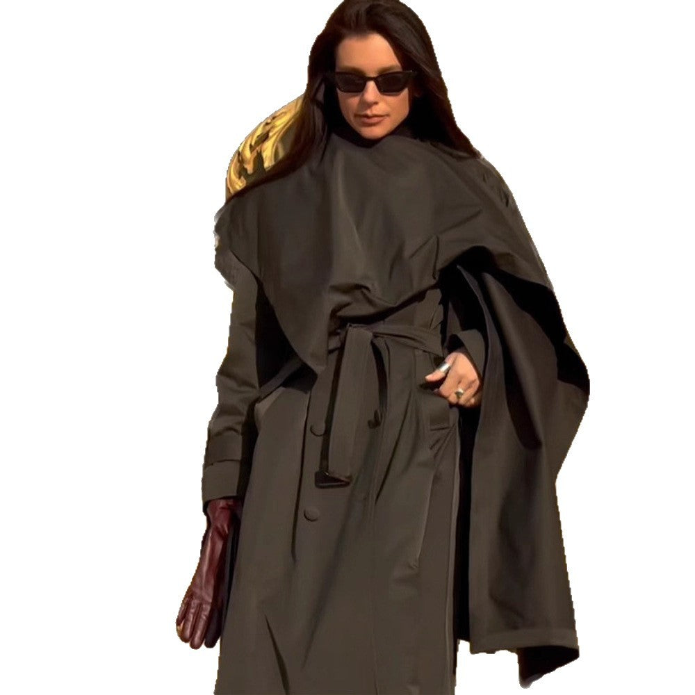 Damen Midilanger Trenchcoat mit ponchoartigem Cape-Überwurf & kastiger Silhouette Nord Taschen