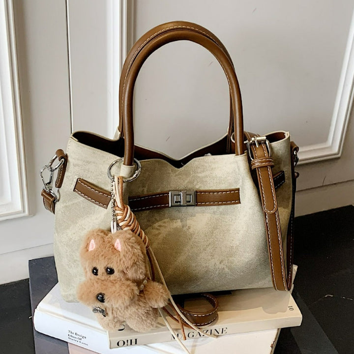 Damen Handtasche im modernen Design mit abnehmbarem Anhänger Nord Taschen