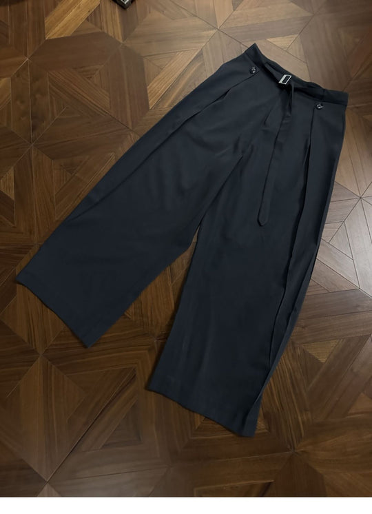 Damen Elegante und bequeme weite Stoffhose Nord Taschen