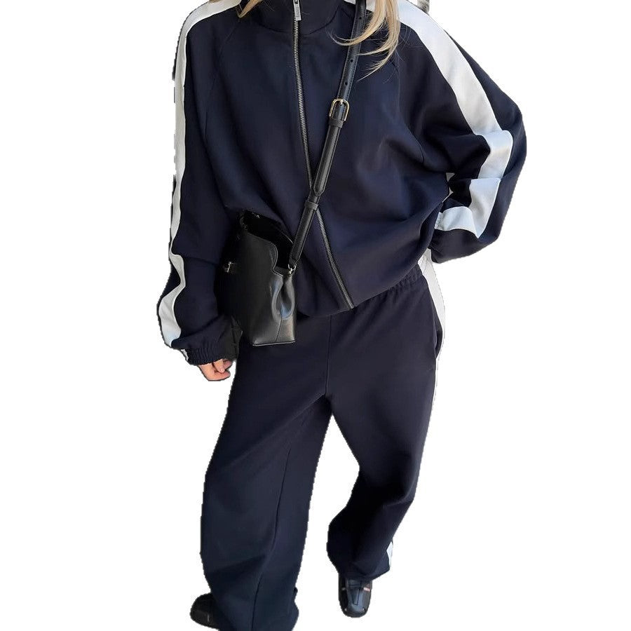 Damen gekürztes Zip-Hoodie mit elastischem Saum und hochgeschnittener High-Waist-Lounge-Jogginghose aus softem French-Terry Nord Taschen