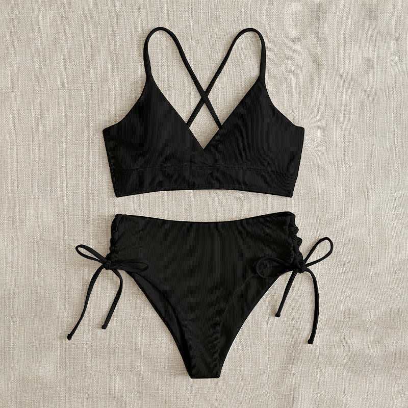 Damen Bikini-Set mit verstellbaren Trägern und raffinierten Schnürdetails