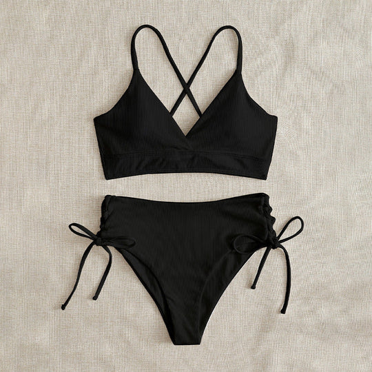 Damen Bikini-Set mit verstellbaren Trägern und raffinierten Schnürdetails