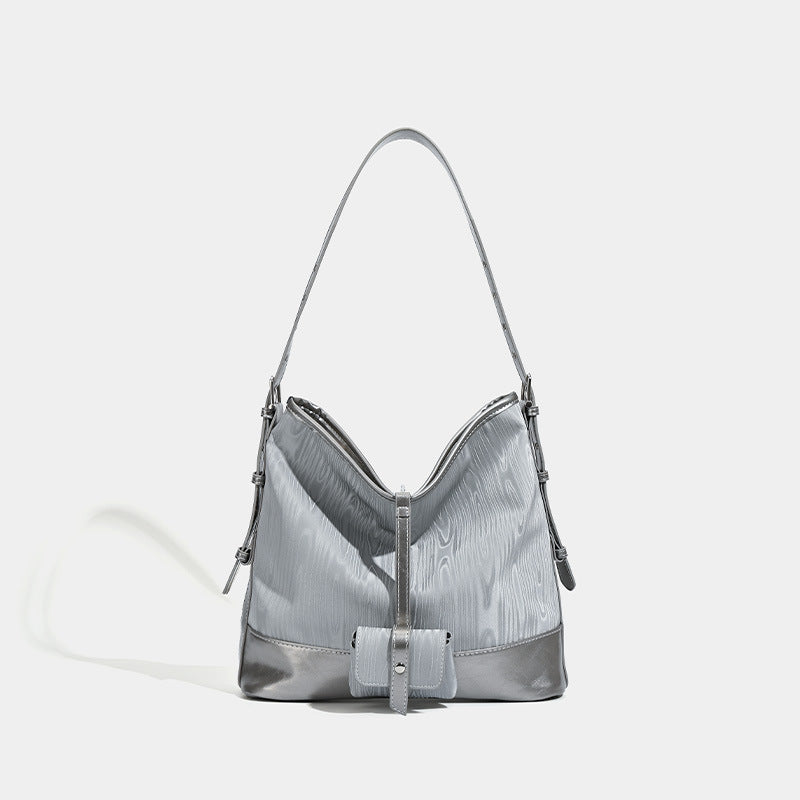 Damen Hobo-Tasche mit strukturiertem Obermaterial und modischem Kettenakzent Nord Taschen