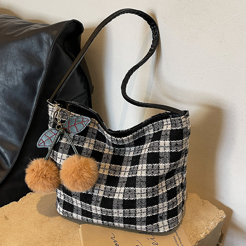 Damen lässige Umhängetasche mit modernem Karomuster Nord Taschen