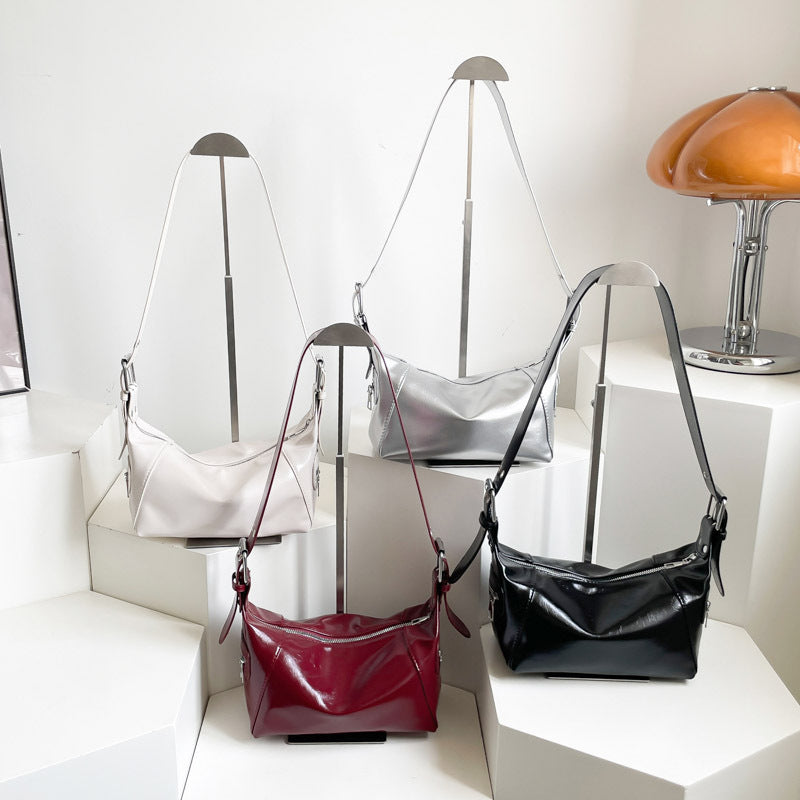 Damen elegante Schultertasche mit hochglänzender Oberfläche Nord Taschen