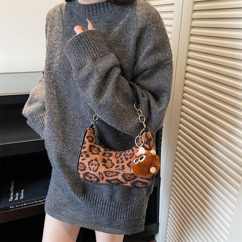 Damen Handtasche im angesagten Leoparden-Design Nord Taschen