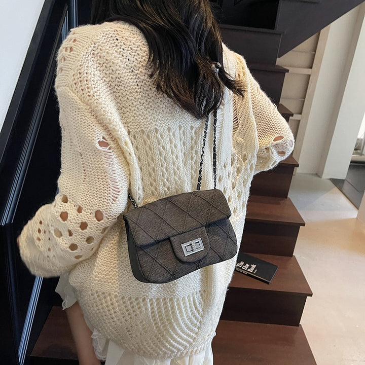 Damen stilvolle Umhängetasche mit strukturiertem Design Nord Taschen