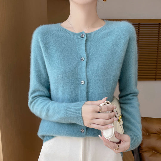 Damen Kurzgeschnittener Feinstrick-Cardigan mit Rundhalsausschnitt und schimmernder Knopfleiste Nord Taschen