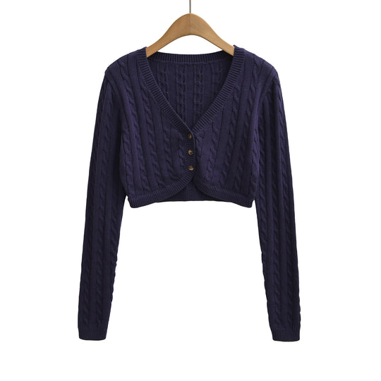 Damen Kurzgeschnittener Zopfstrick-Cardigan mit V‑Ausschnitt und Knopfleiste Nord Taschen
