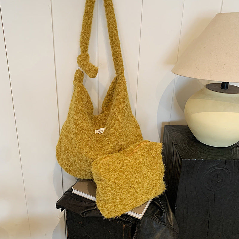 Damen modische Hobo-Tasche aus kuscheligem Material Nord Taschen