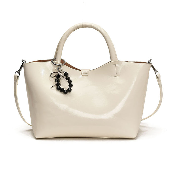 Damen elegante Handtasche mit hochwertiger Lackoberfläche Nord Taschen