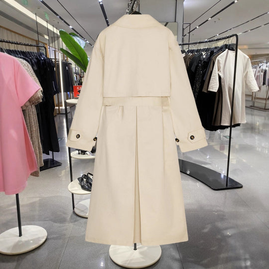 Damen Langer Trenchcoat mit doppelreihiger Knopfleiste, Taillengürtel und breitem Revers Nord Taschen