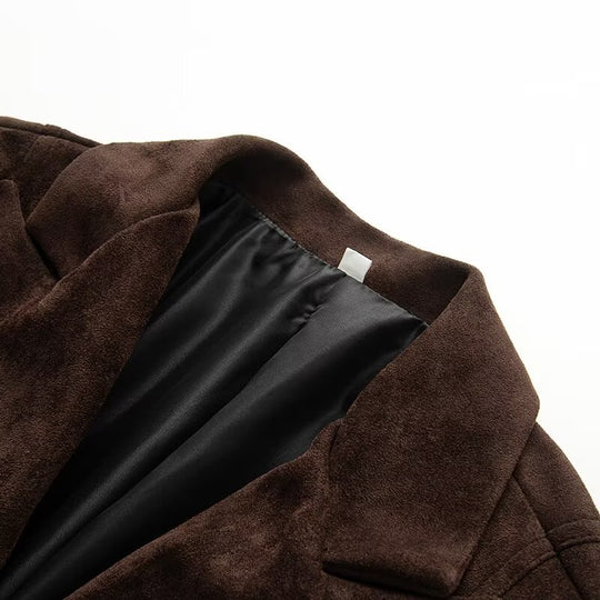 Damen Taillierter Blazer in Veloursoptik mit Doppelknopfverschluss und Wiener Nähten Nord Taschen