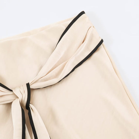Damen Midirock mit Schluppe und kontrastierter Kantenverzierung Nord Taschen