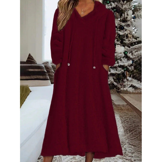 Damen Maxikleid aus Teddy-Fleece mit Kapuze, V-Ausschnitt und Eingrifftaschen Nord Taschen