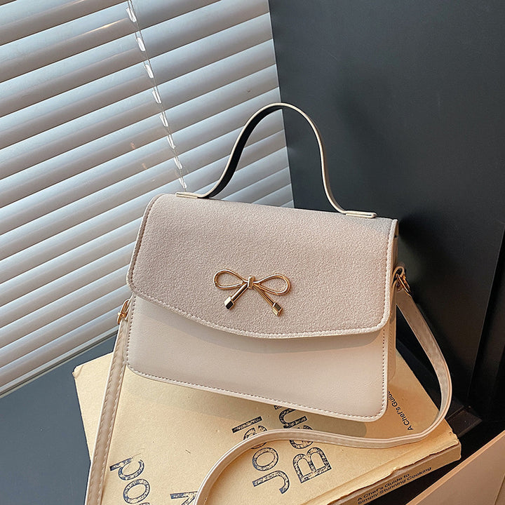 Damen elegante Umhängetasche mit Schmuckdetails Nord Taschen