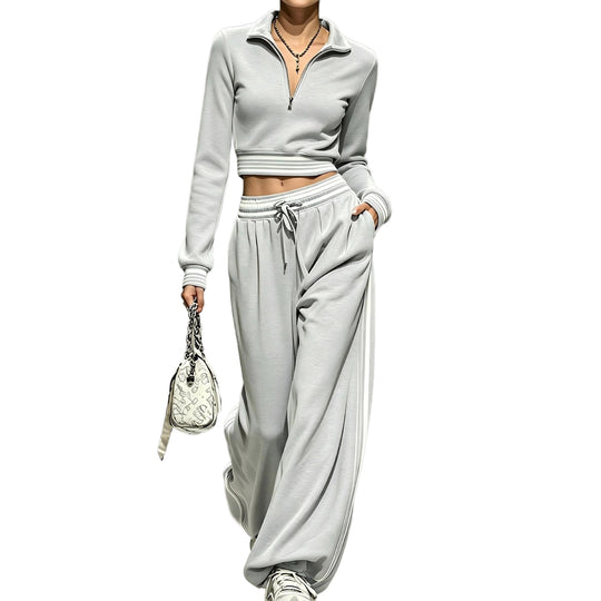 Damen Cropped-Trainingsset mit halbem Reißverschlusskragen und weitem Bundfalten-Jogger Nord Taschen