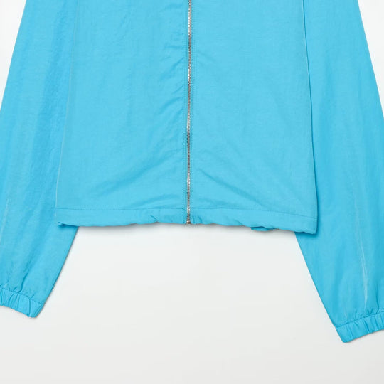 Damen Ultraleichte Cropped-Windjacke mit Stehkragen, Raglanärmeln und Reißverschluss Nord Taschen
