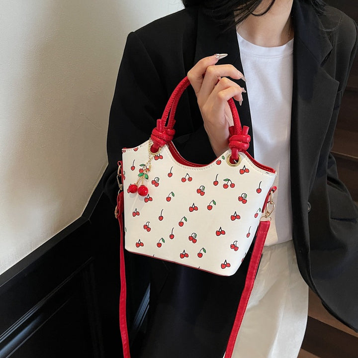 Damen modische Handtasche mit fruchtigem Design und abnehmbarem Anhänger Nord Taschen