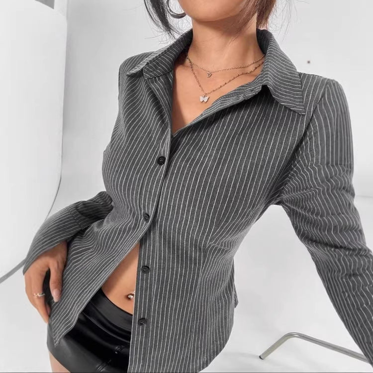 Damen Elegantes Hemd mit ausgestellten Ärmeln Nord Taschen