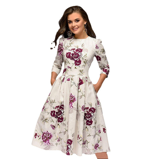 Damen Midikleid mit taillierter Silhouette und floraler Jacquardstruktur Nord Taschen