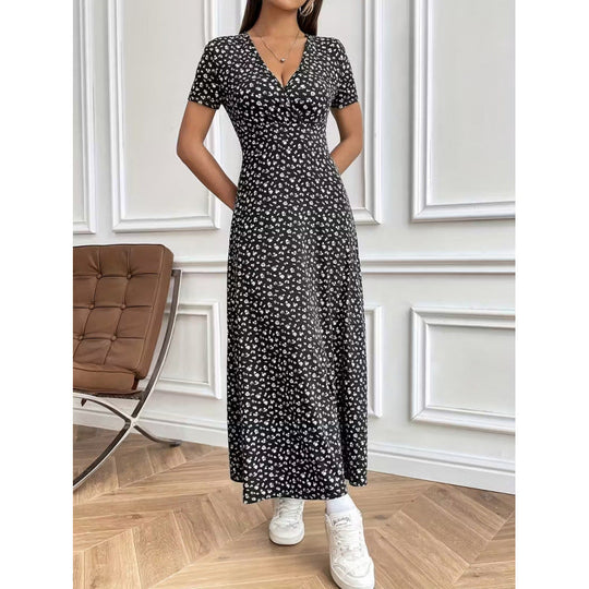 Damen Maxikleid mit vorteilhaftem V-Ausschnitt und floralem Muster Nord Taschen