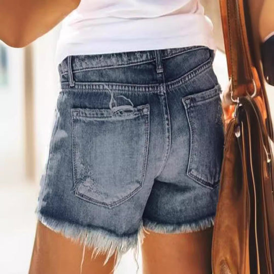Damen trendige Destroyed Denim-Shorts mit ausgefransten Säumen und modischen Rissdetails