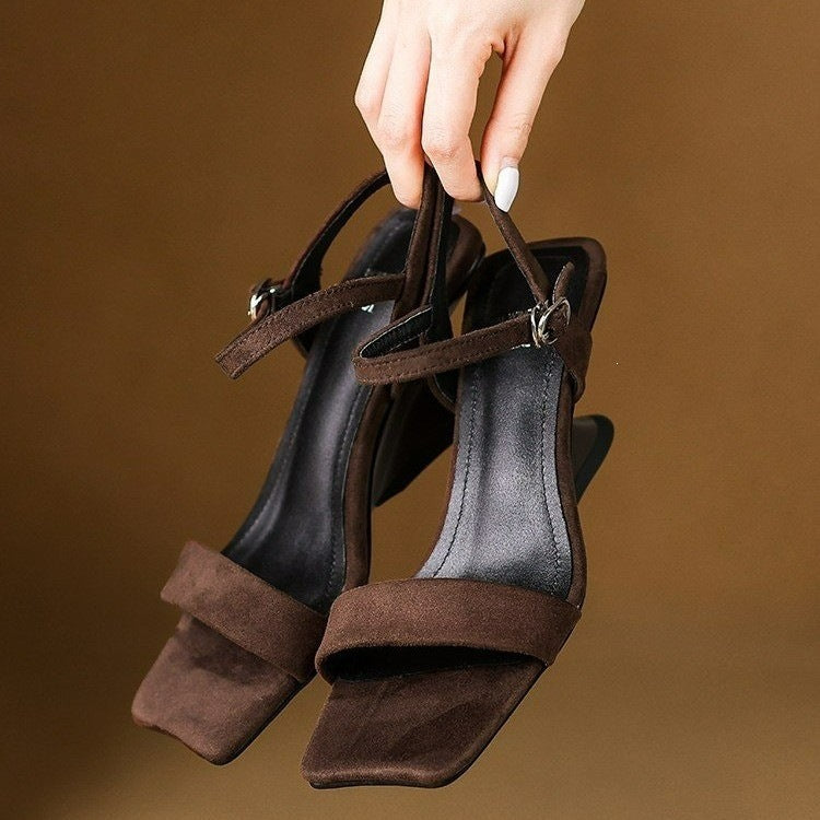 Damen Wedge-Sandalen mit verstellbarem Riemen und gepolstertem Fußbett Nord Taschen