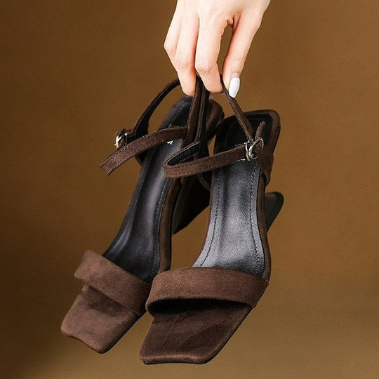 Damen Wedge-Sandalen mit verstellbarem Riemen und gepolstertem Fußbett Nord Taschen