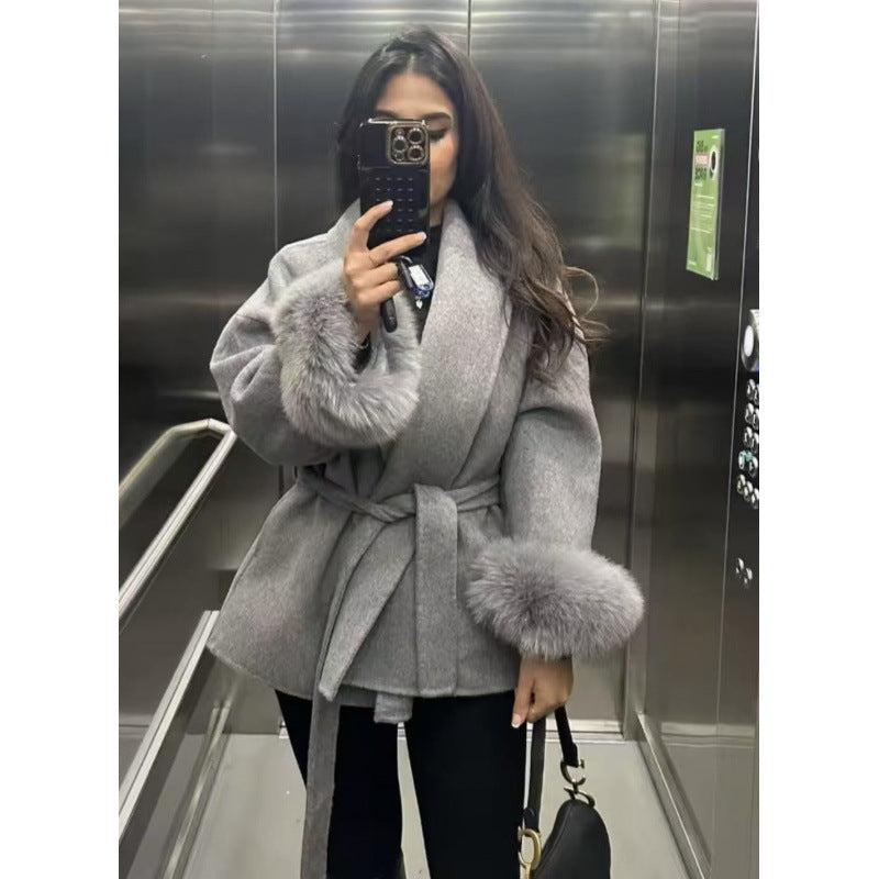 Damen Kurzer Wollmix‑Mantel mit Schalkragen, Bindegürtel und flauschigen Manschetten Nord Taschen