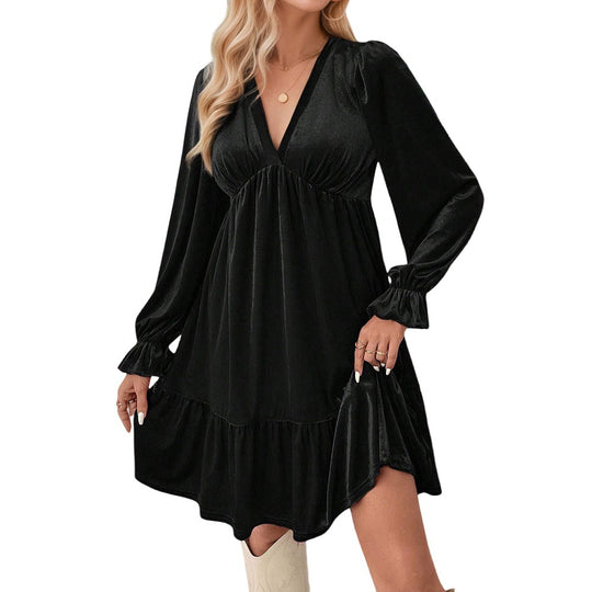 Damen samtiges A‑Linien‑Midikleid mit tiefem V‑Ausschnitt, gerafftem Bustier, Empire‑Passform und Volantstufen Nord Taschen