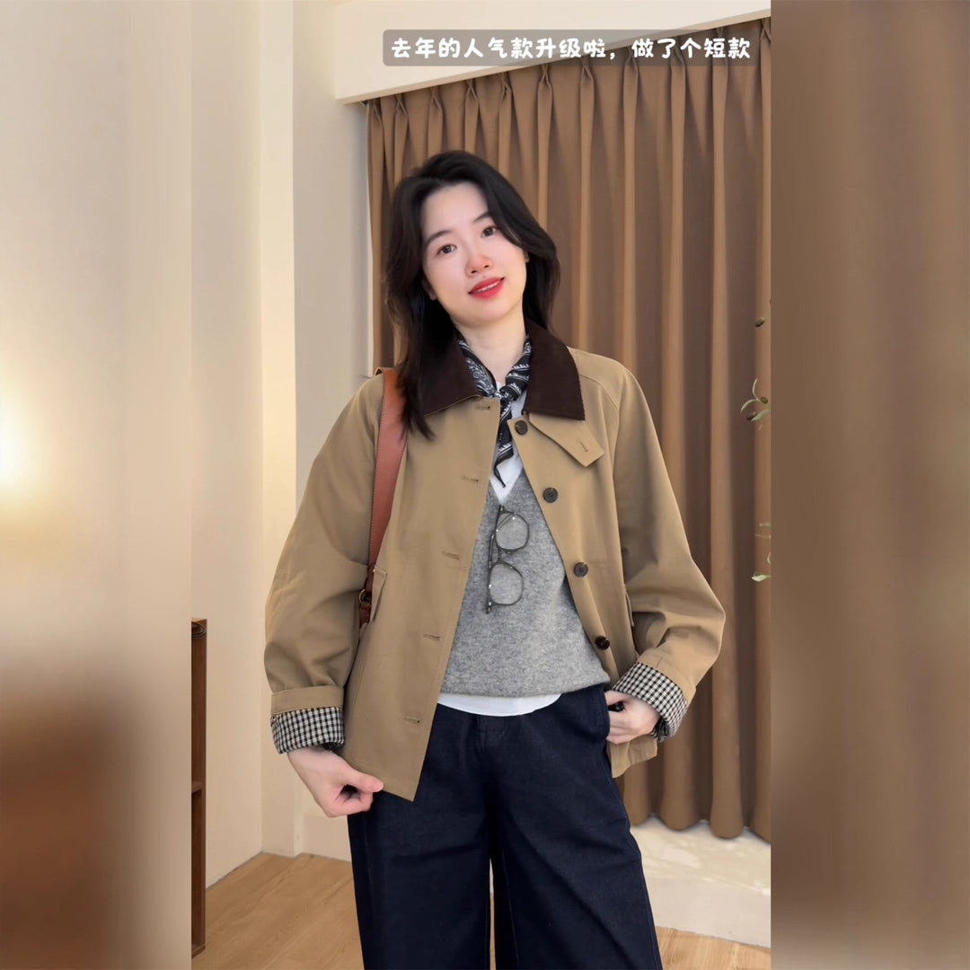 Damen Kurzmantel im Mac-Stil mit kontrastierendem Samtkragen und karierten Ärmelaufschlägen Nord Taschen
