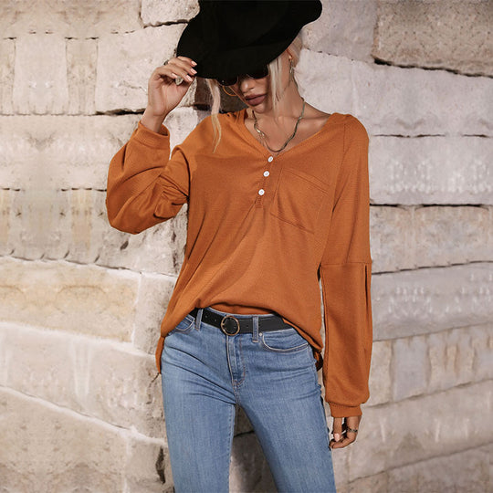 Damen Lässiges Langarmshirt mit Knopfleiste Nord Taschen