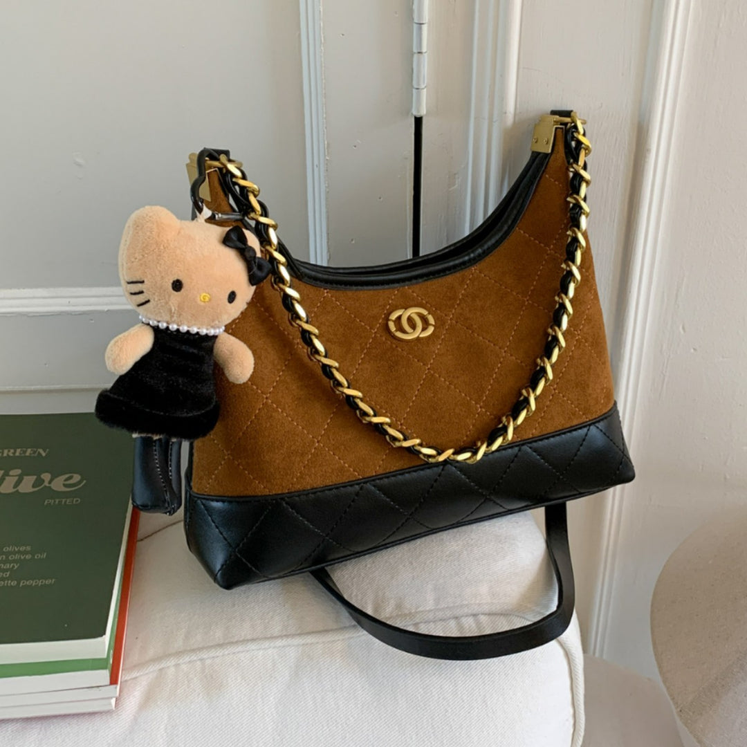 Damen Hobo Tasche mit Karomuster und verspieltem Anhänger Nord Taschen
