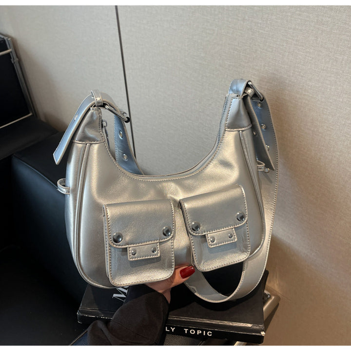 Damen Handtasche mit praktischen Fronttaschen Nord Taschen