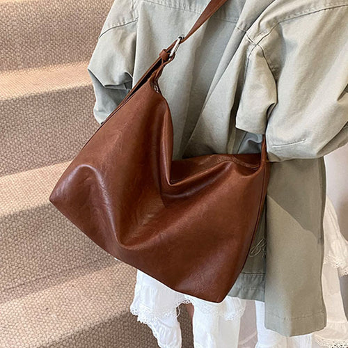 Damen Umhängetasche aus weichem, hochwertigem Leder mit elegantem Design Nord Taschen