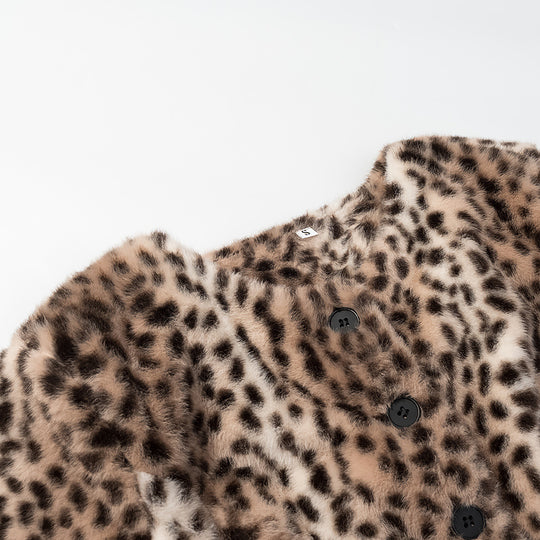 Damen Kurze Kunstfelljacke mit Leopardenmuster und Rundhalsausschnitt Nord Taschen